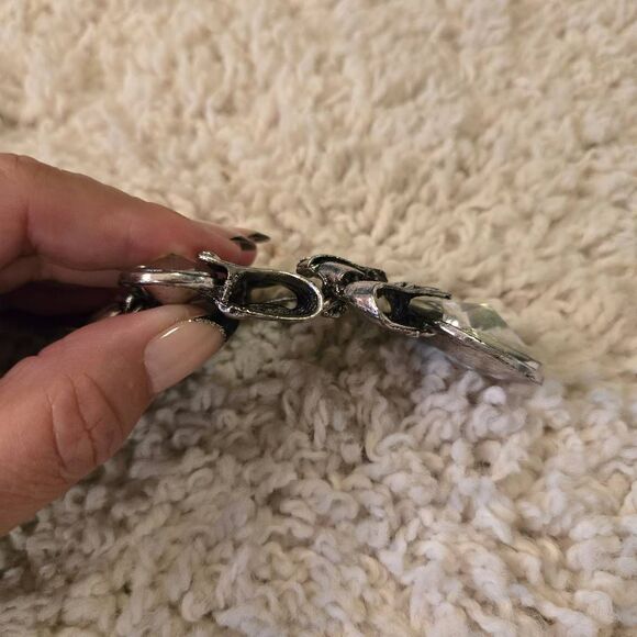 NWOT Silver Chunky Big Rhinestone Necklace + Earrings Set - Picture 10 of 10